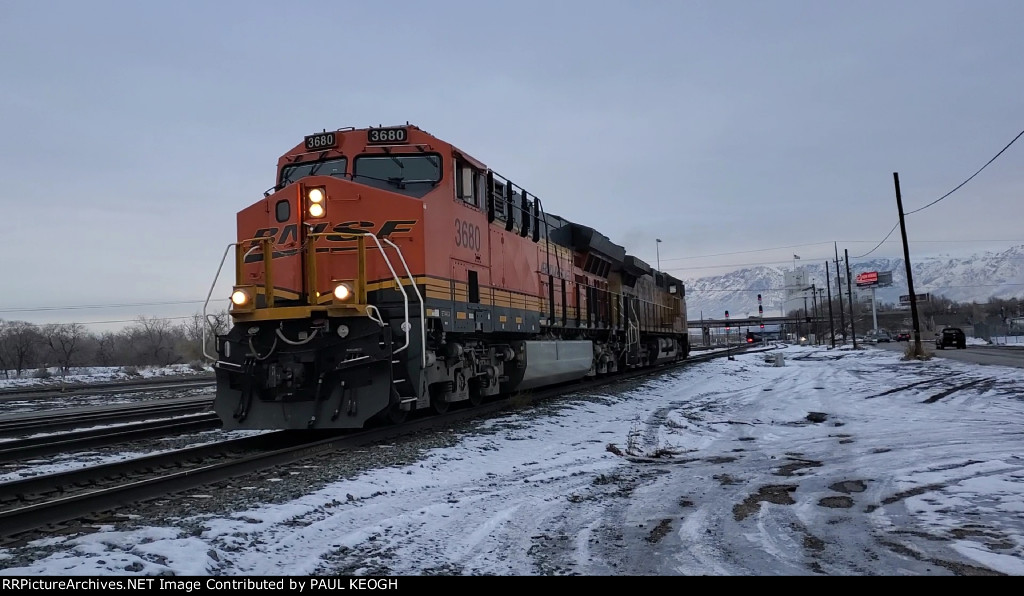 BNSF 3680 A on loan motor heads eastbound on Main 1 with A Light Power Consist.